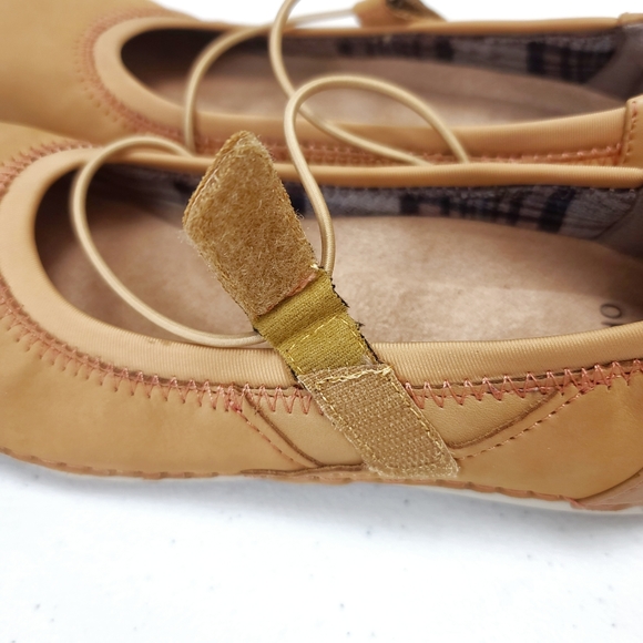 EARTH ORIGINS Suntan Patty Flats Size 6.5 - Picture 5 of 6